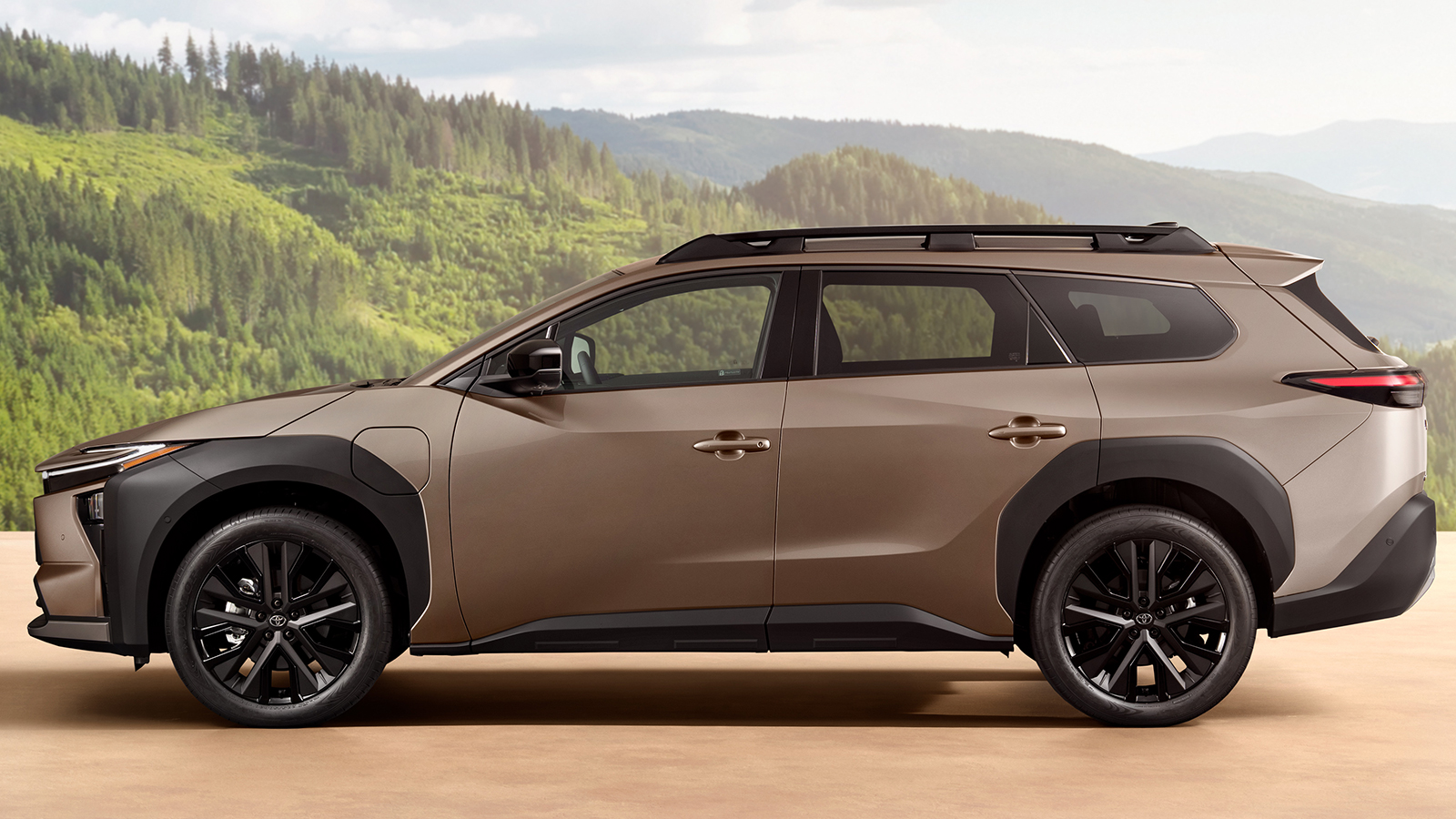 Το νέο Toyota bZ4X Touring έφτασε με 380 άλογα 